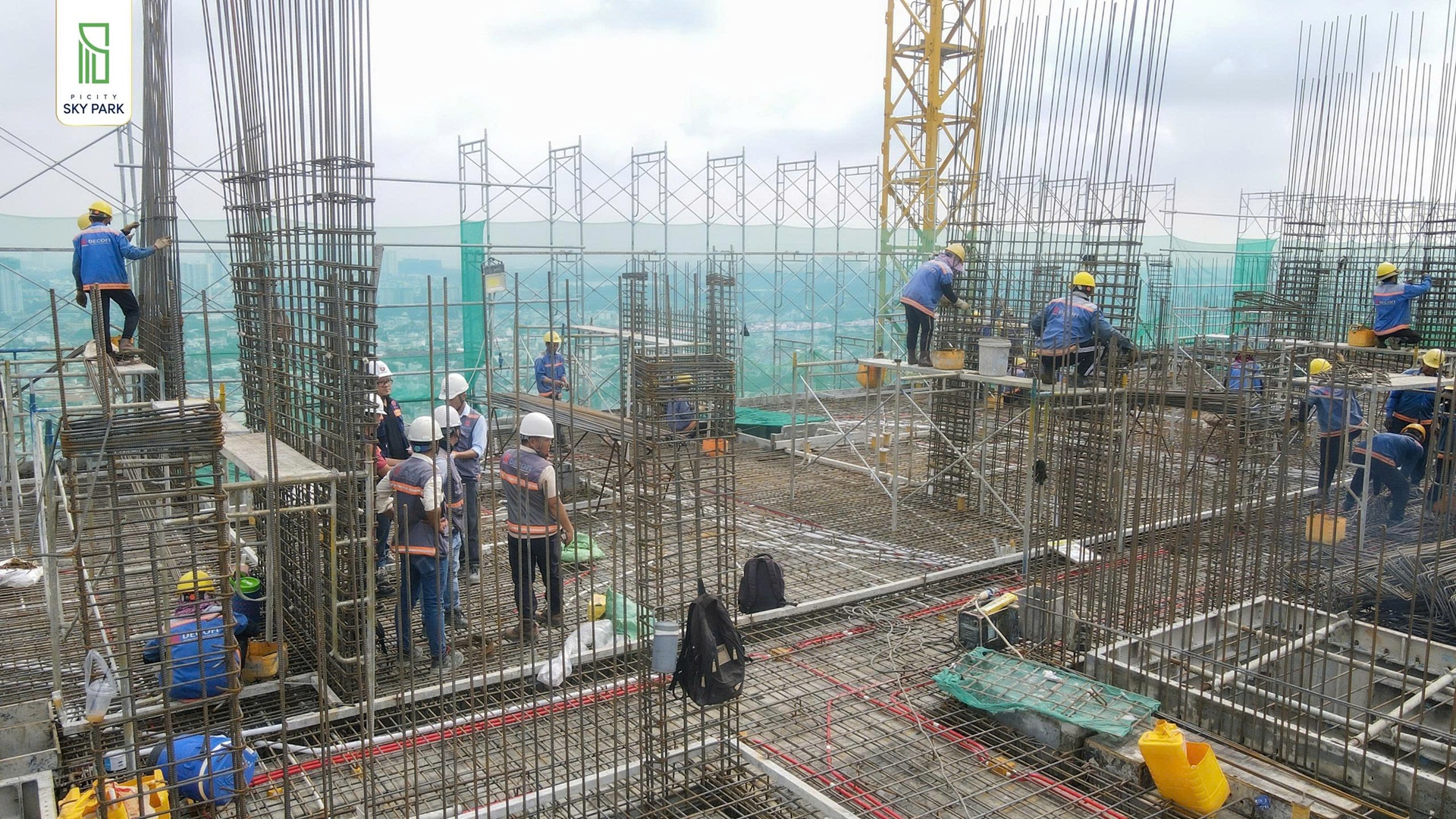 Tiến độ xây dựng Picity Sky Park 11/2025 9 Cap nhat tien do xay dung Picity Sky Park 112025 2