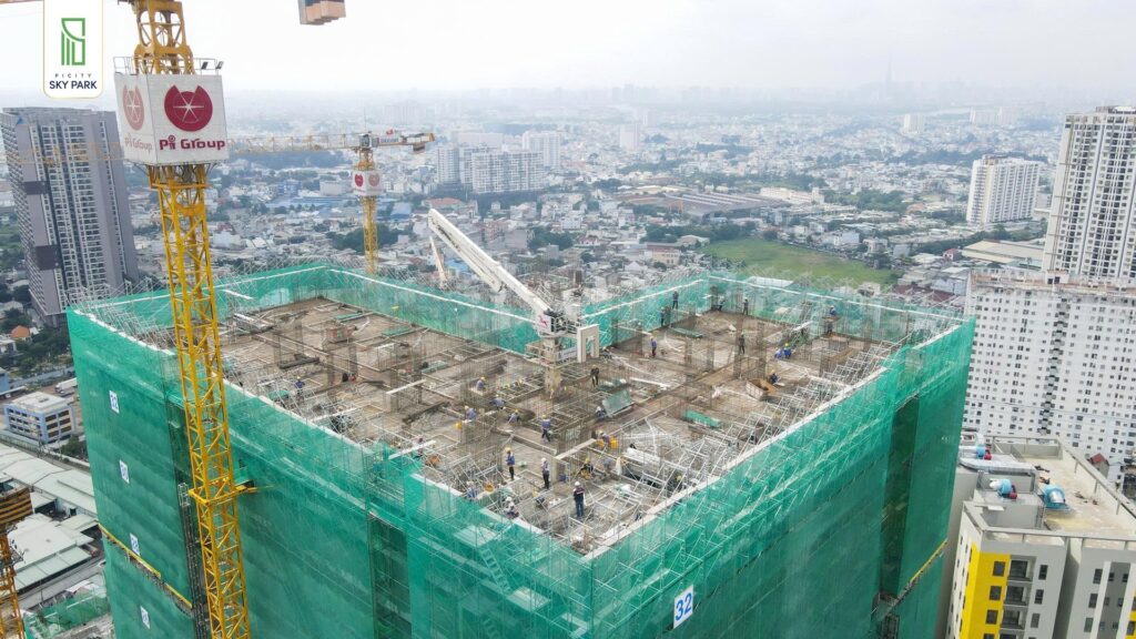 Tiến độ xây dựng Picity Sky Park 11/2025